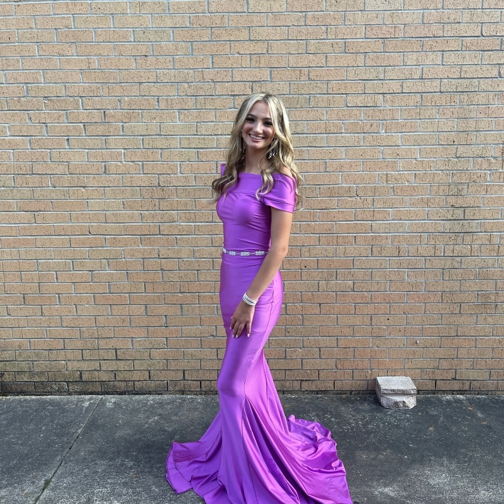 Chic Off-Shoulder Purple Maxi Dress